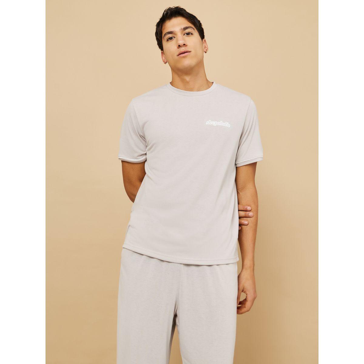 طقم بيجاما من ( تيشيرت + بنطال )-men-clothing-nightwear-sets-image-2