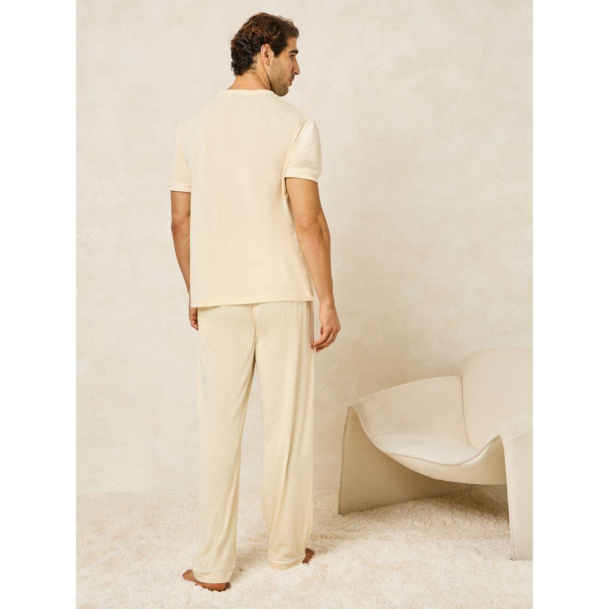 Styli Unwind Minimal Print T-Shirt & Piping Detail Pyjama Set-men-clothing-nightwear-sets-image-5