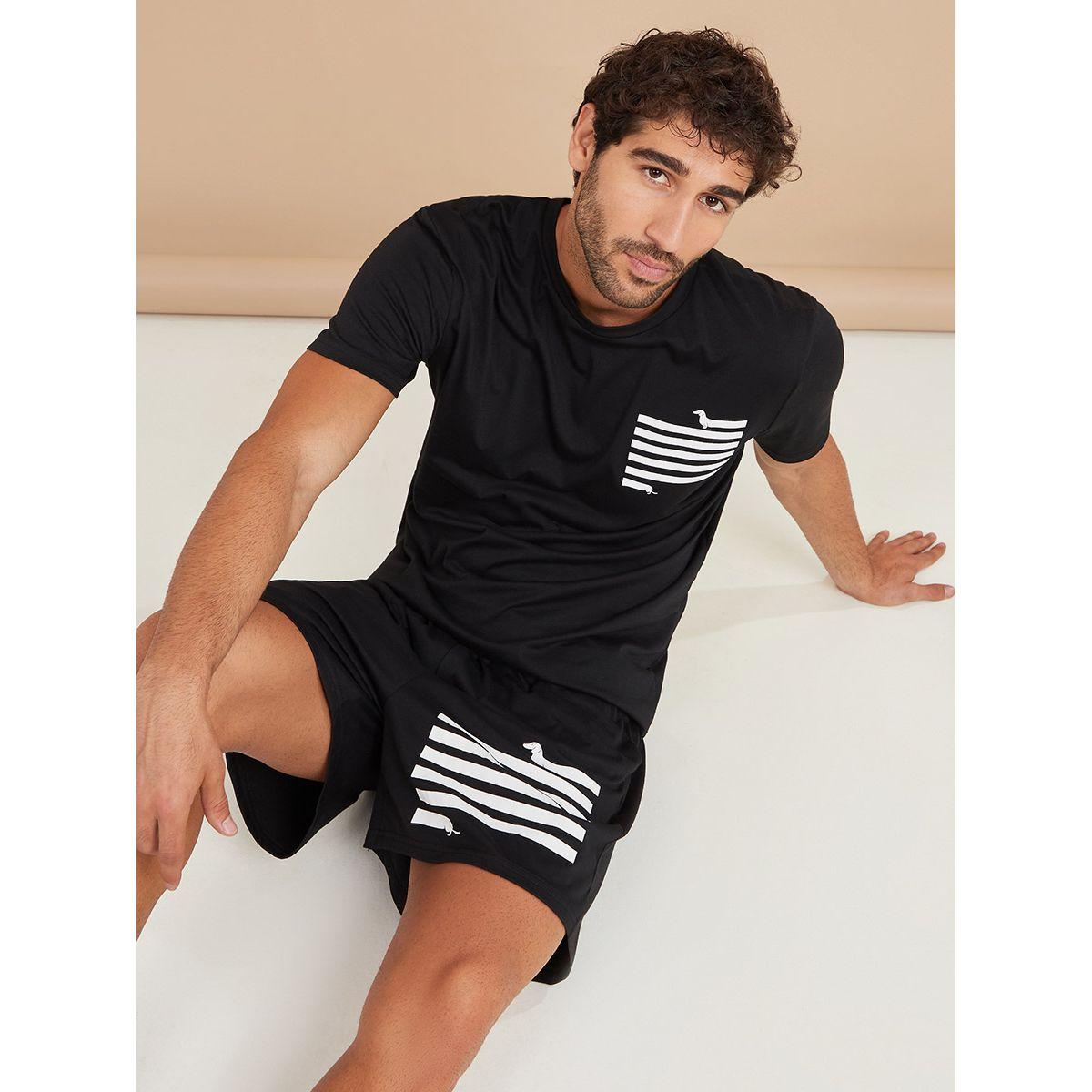 طقم للنوم ( شورت + تيشيرت ) من ستايلي-men-clothing-nightwear-sets-image-1