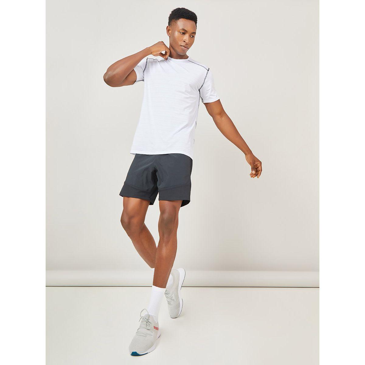 تيشيرت رياضي بتداخل درزات-men-clothing-sportswearandactivewear-tshirtsandpolos-image-2