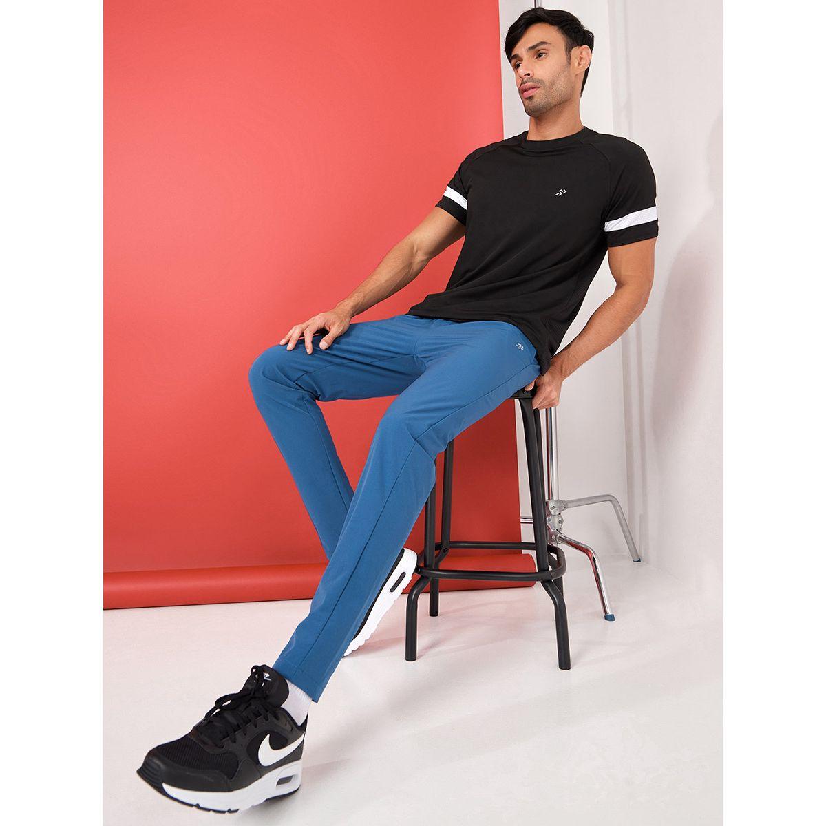 Styli Textured Back Panel Regular Fit Running T-shirt with Contrast Sleeve Detail-men-clothing-sportswearandactivewear-tshirtsandpolos-image-3