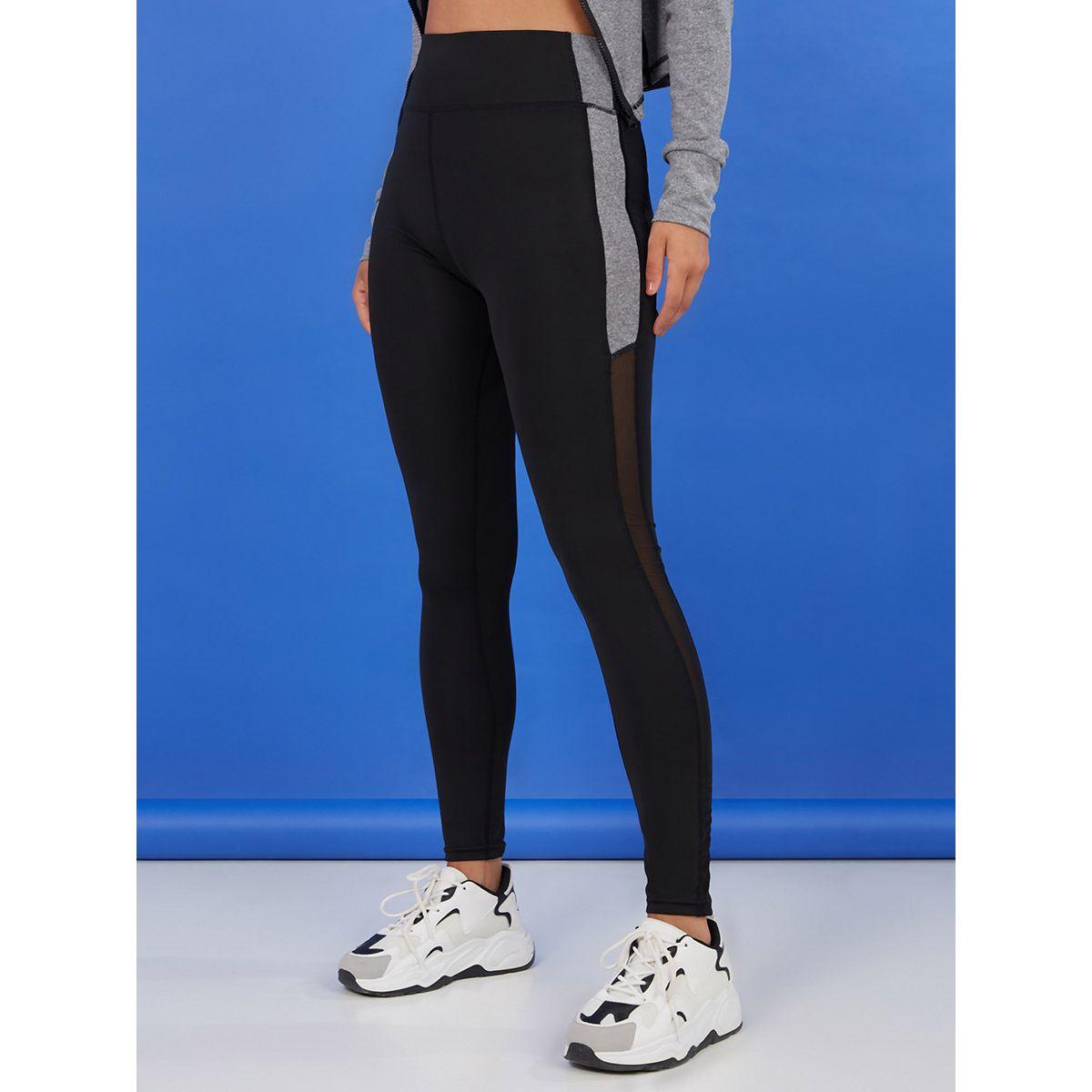 طقم من ( ليقنز رياضي + جاكيت )-women-clothing-sportswearandactivewear-trackpantsandtracksuits-image-4