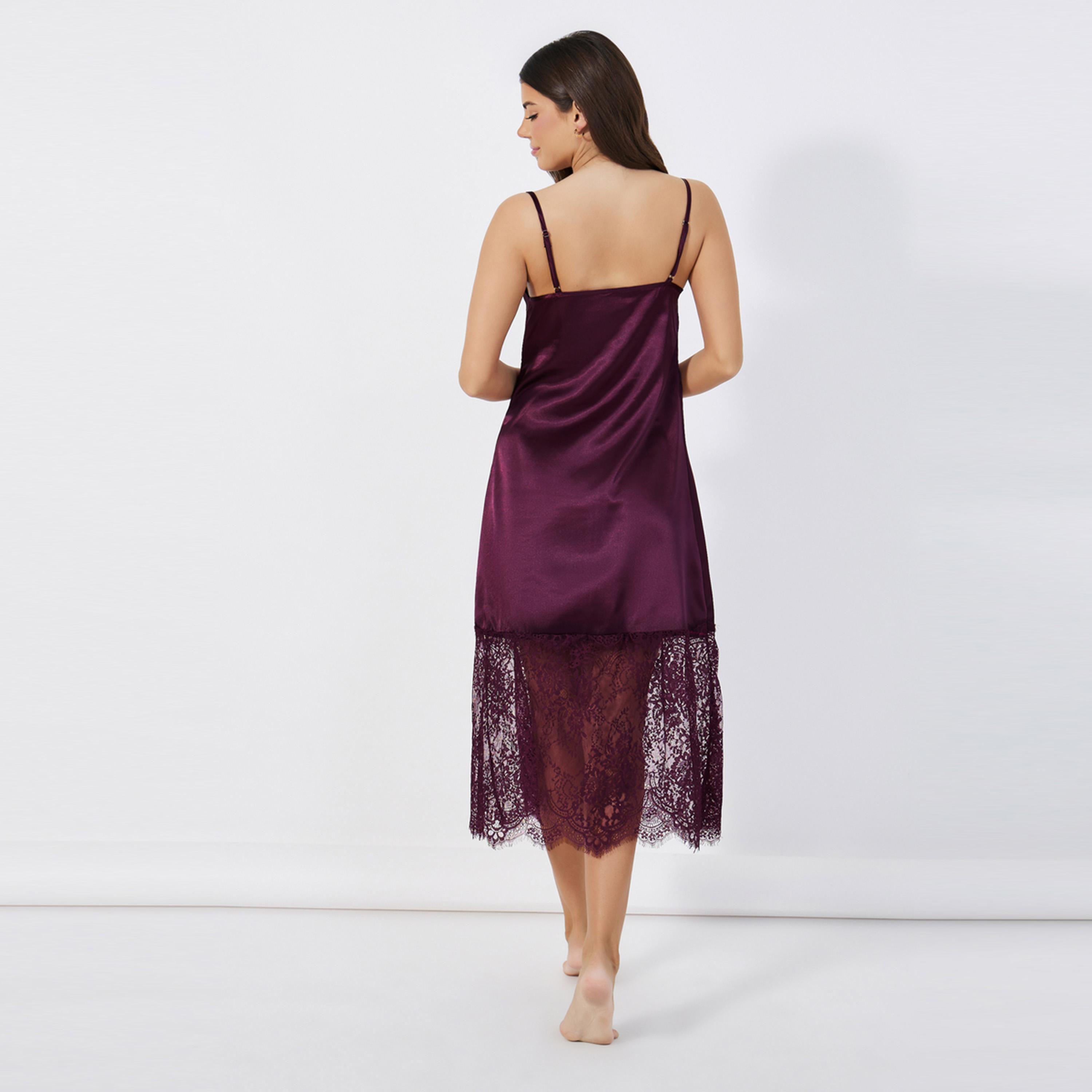 ستايلي - فستان أنوايند من الساتان بفتحة رقبة متدلية وتفاصيل دانتيل-women-clothing-nightwear-nighties-image-4