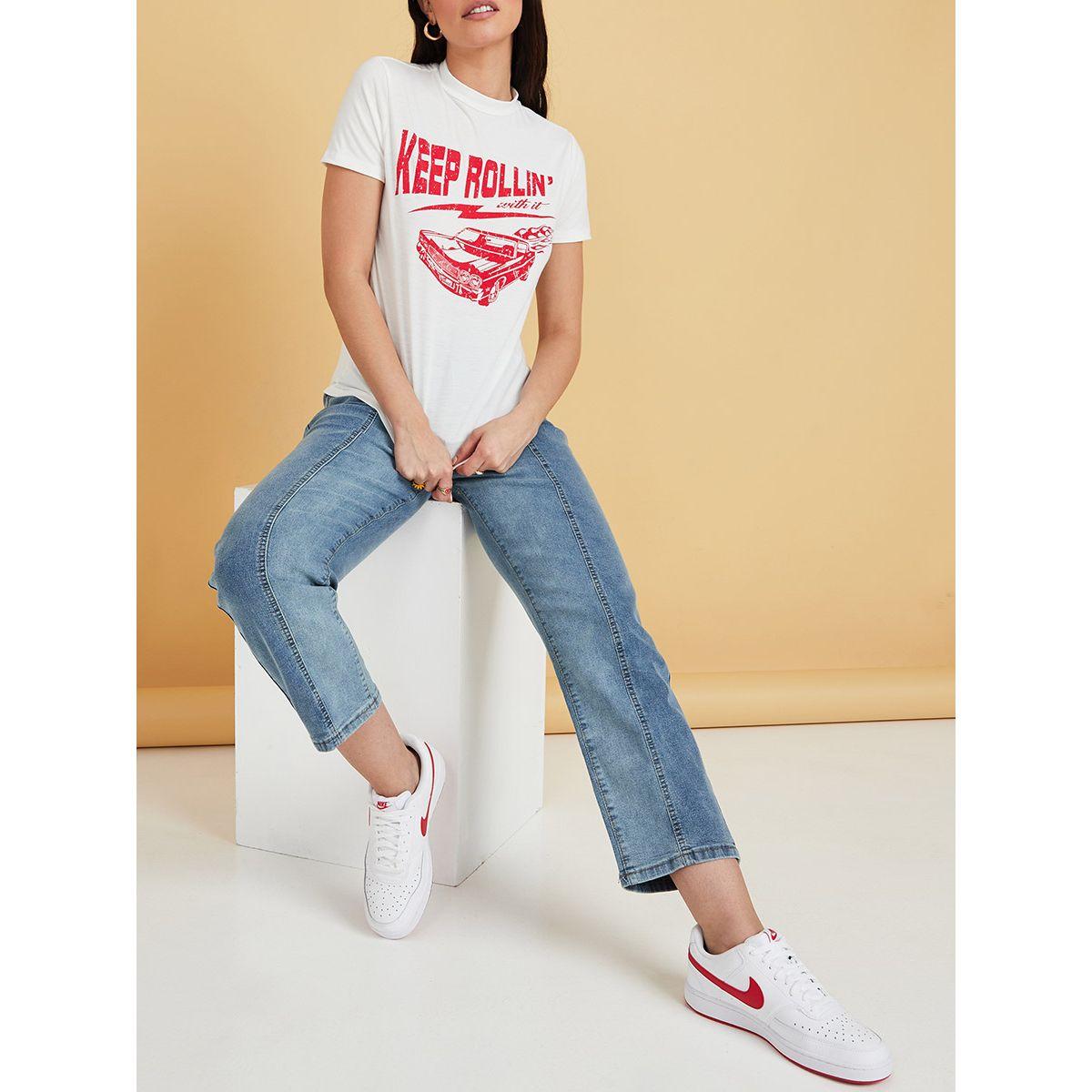 جينز قصير مزين بحزوز من ستايلي-women-clothing-bottoms-jeans-image-1