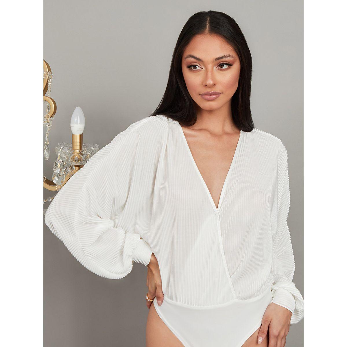 Styli Wide Long Sleeves Plunge Neck Pleated Bodysuit-women-clothing-tshirts-image-2