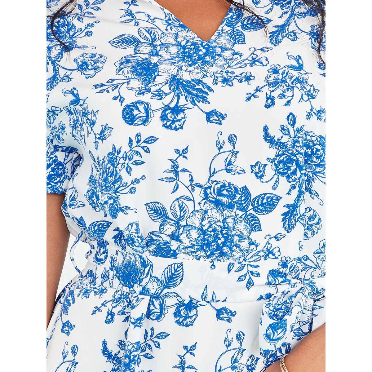 Styli Short Sleeves V Neck Floral Print A-Line Knee Length Dress-women-clothing-dresses-image-3