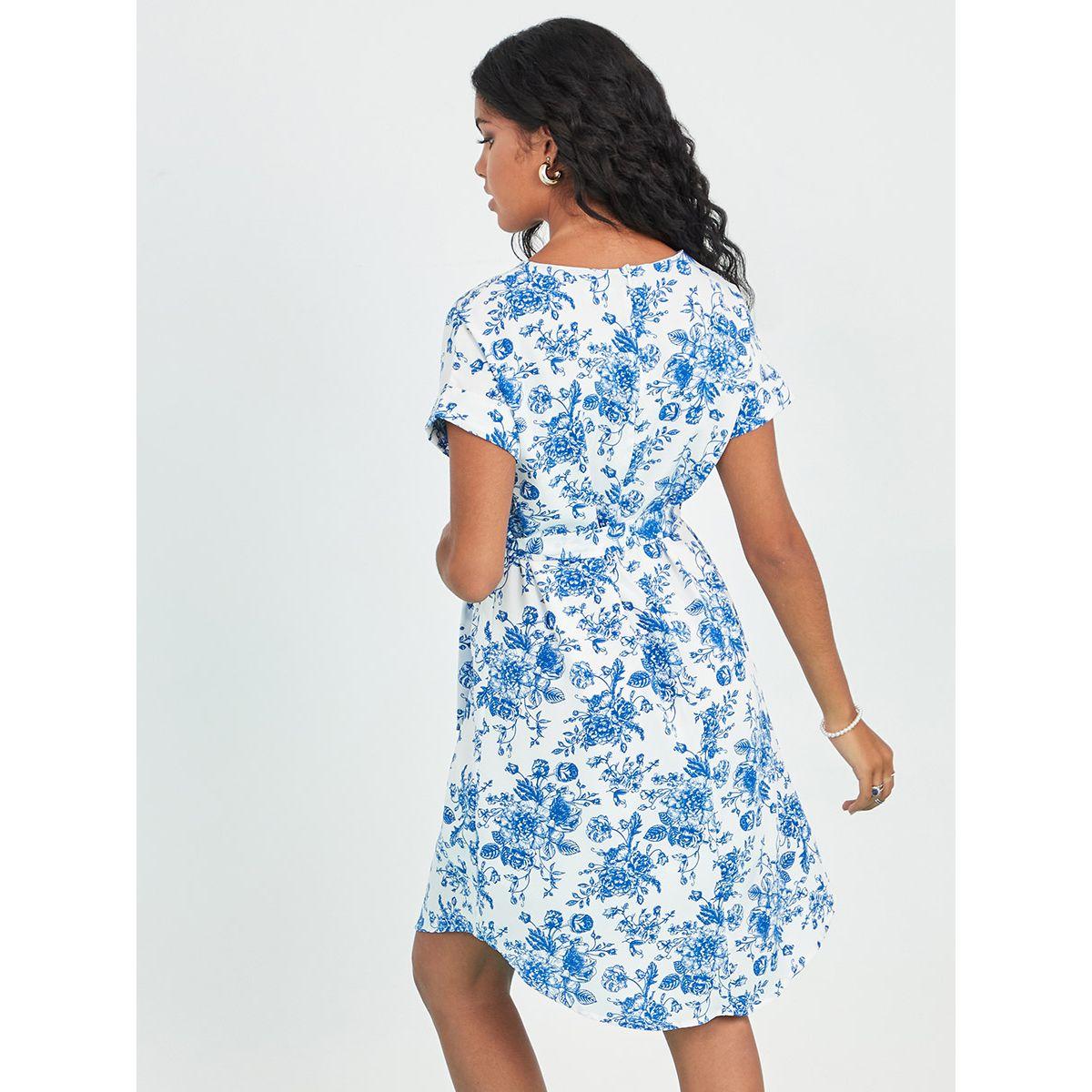 Styli Short Sleeves V Neck Floral Print A-Line Knee Length Dress-women-clothing-dresses-image-4