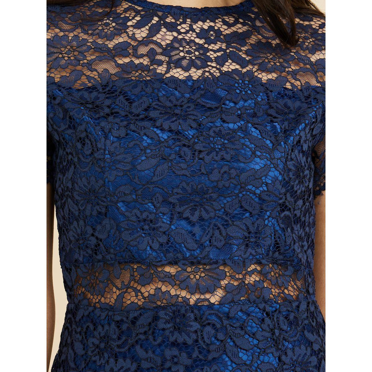 فستان قصير بتداخلات دانتيل من ستايلي-women-clothing-dresses-image-3
