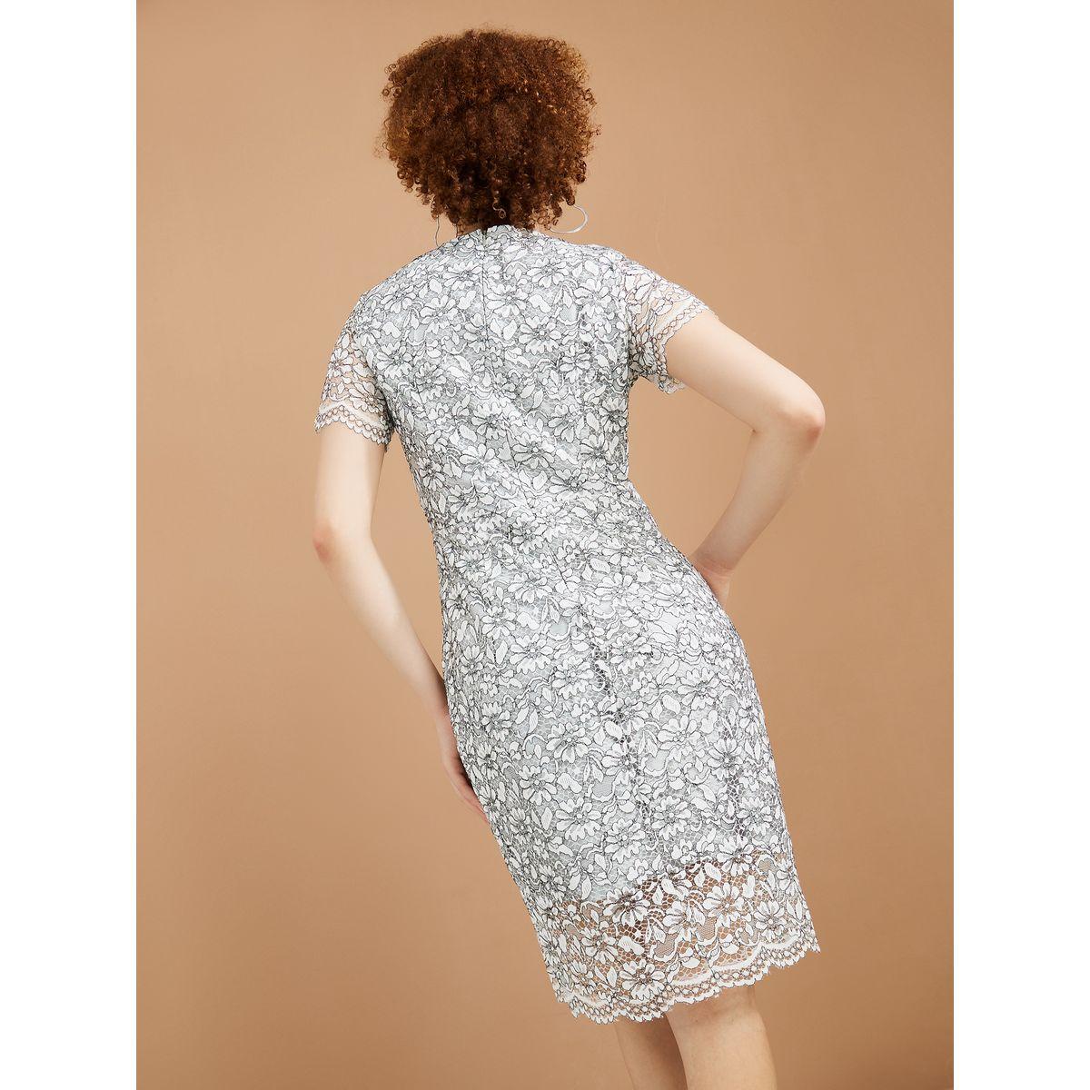 فستان بتداخلات دانتيل من ستايلي-women-clothing-dresses-image-4