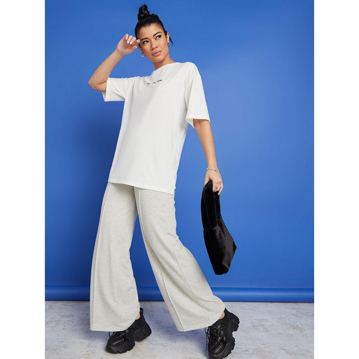 تيشيرت مطبع بكتابة وقصة واسعة من ستايلي-women-clothing-tshirts-image-2