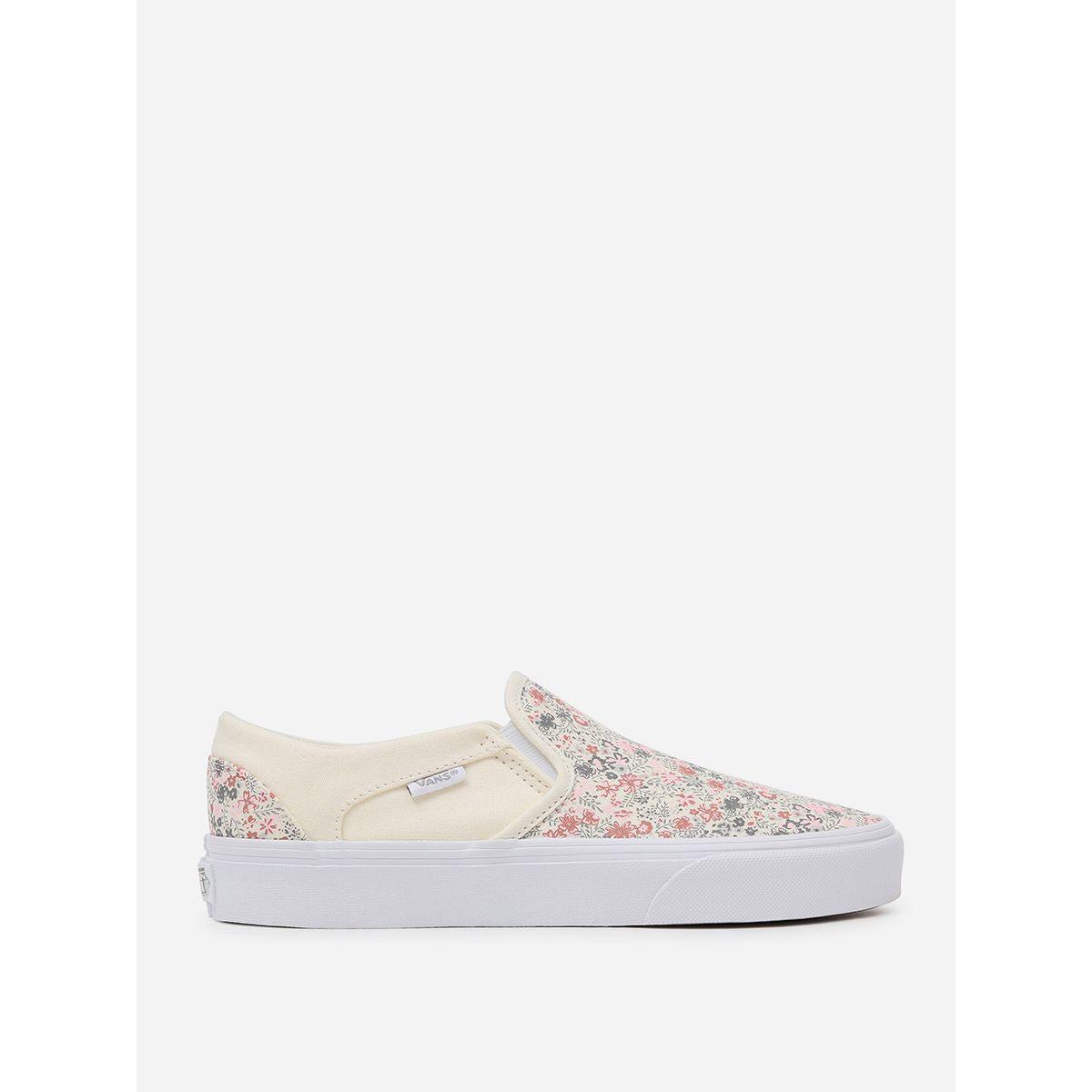 حذاء سنيكرز مطبع بزهور-women-shoes-sneakers-image-5