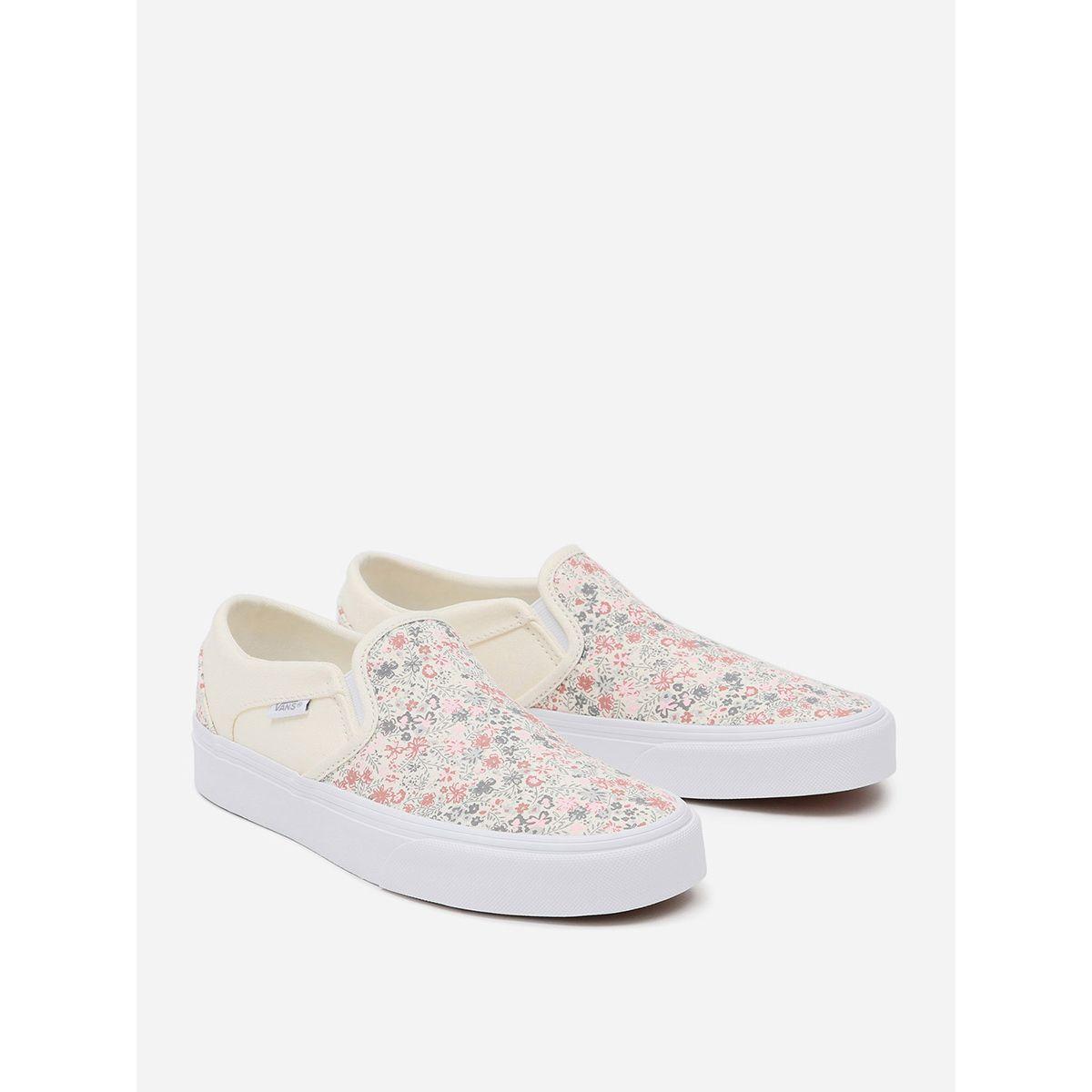 حذاء سنيكرز مطبع بزهور-women-shoes-sneakers-image-6
