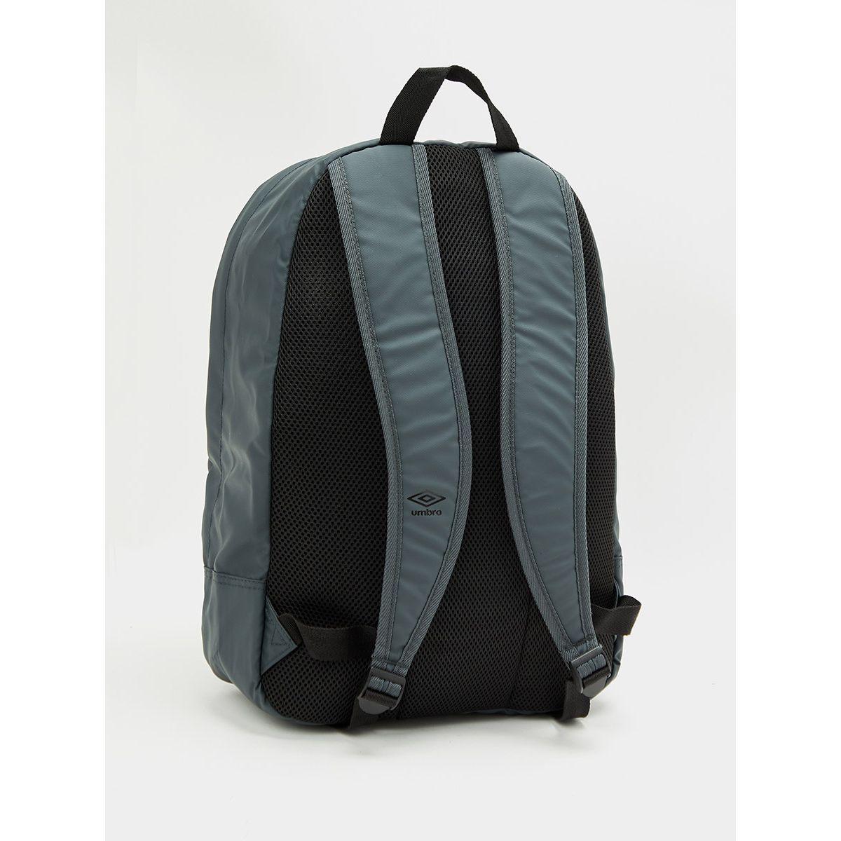 Umbro Tech Training Backpack-men-bags-image-3