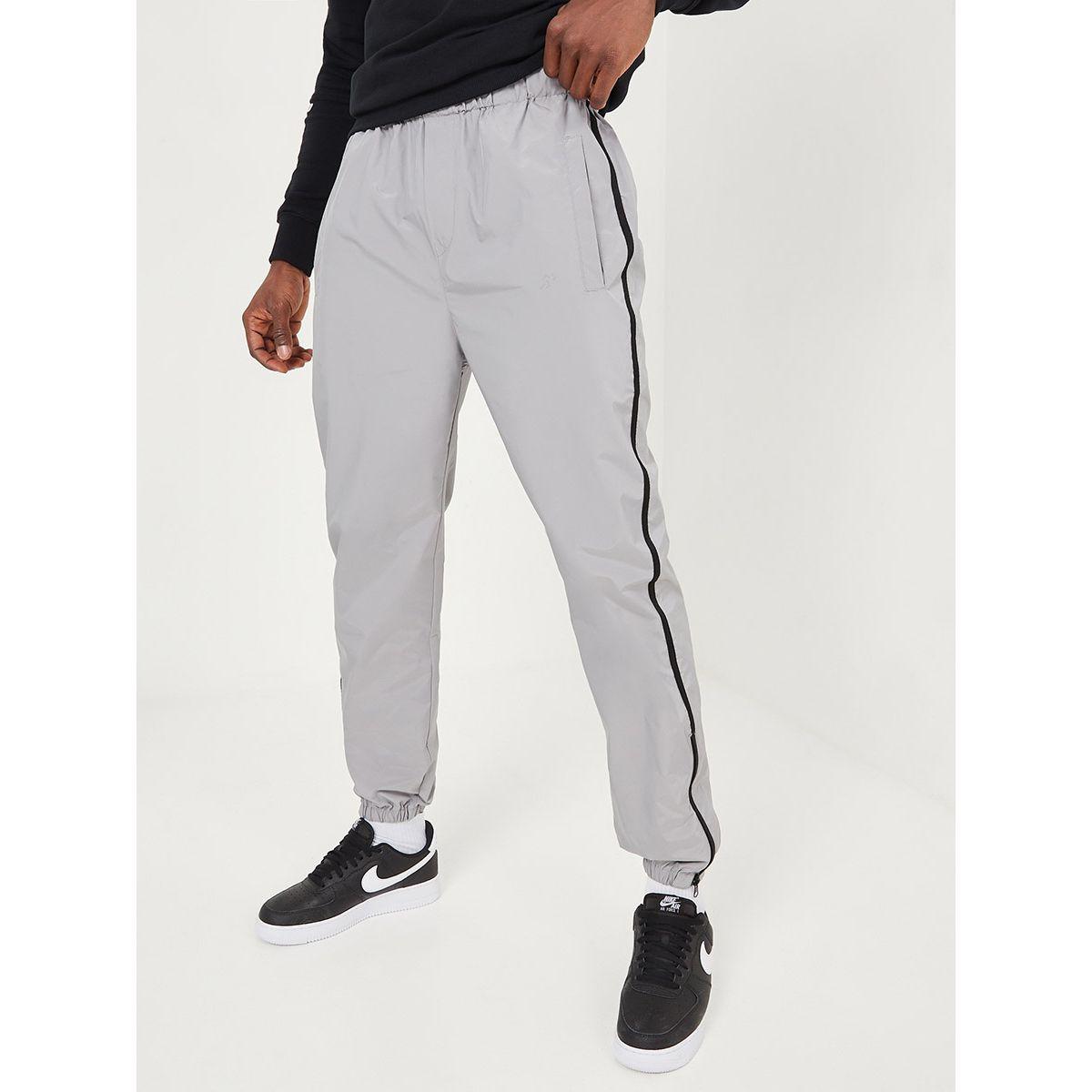 بنطال رياضي مزين بشريط جانبي من ستايلي-sports-men-clothing-bottoms-image-1