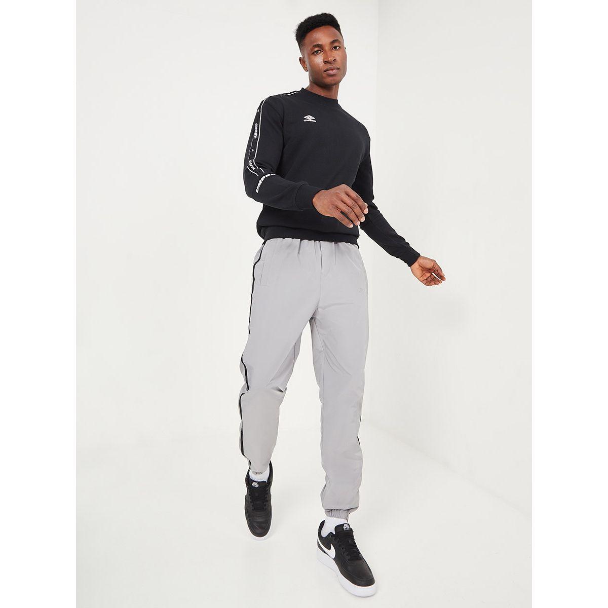 بنطال رياضي مزين بشريط جانبي من ستايلي-sports-men-clothing-bottoms-image-2