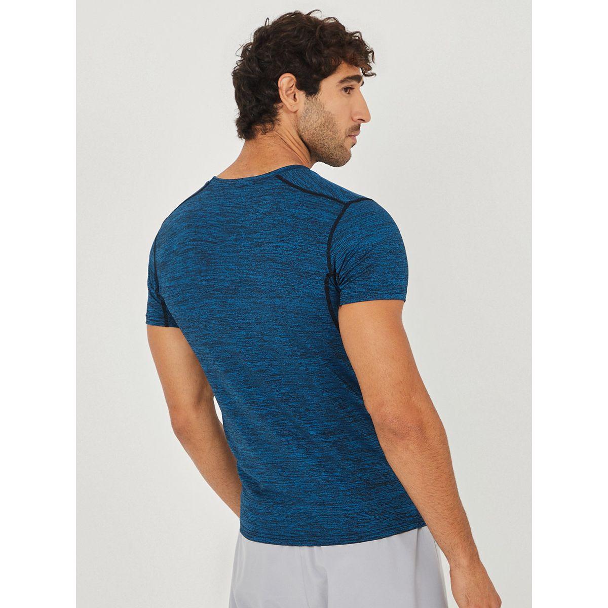Styli Muscle Fit Active T-shirt with Reflective Logo Detail-men-clothing-sportswearandactivewear-tshirtsandpolos-image-4
