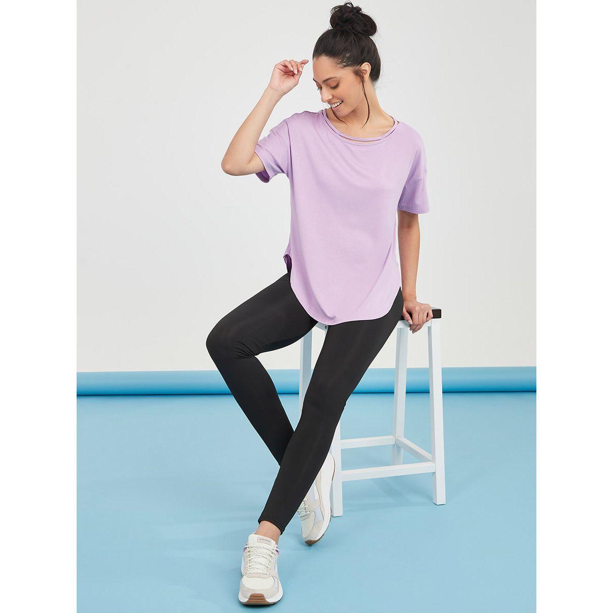 بلوزة رياضية بحافة منحنية من ستايلي-sports-women-clothing-tshirtsandvests-image-2