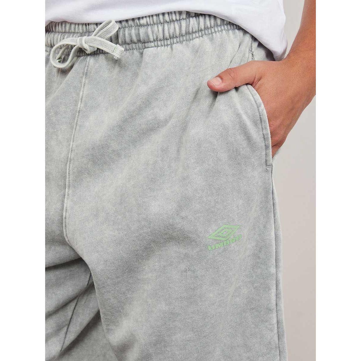 Umbro Washed Knee Length Shorts-men-clothing-bottoms-shorts-image-3