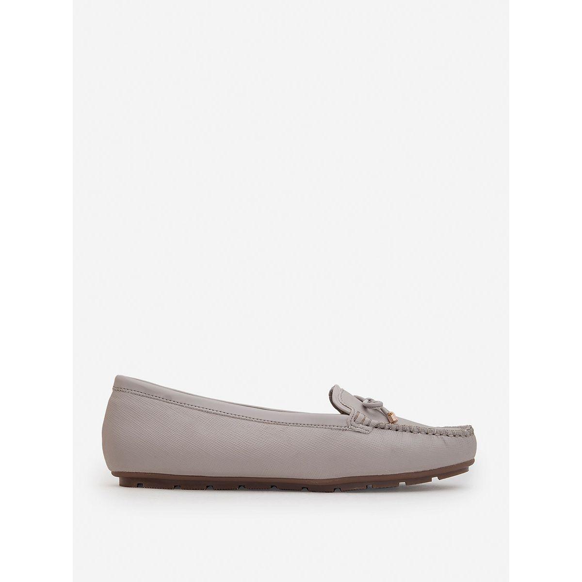 حذاء مزين بفيونكة-women-shoes-loafersandmoccasins-image-1