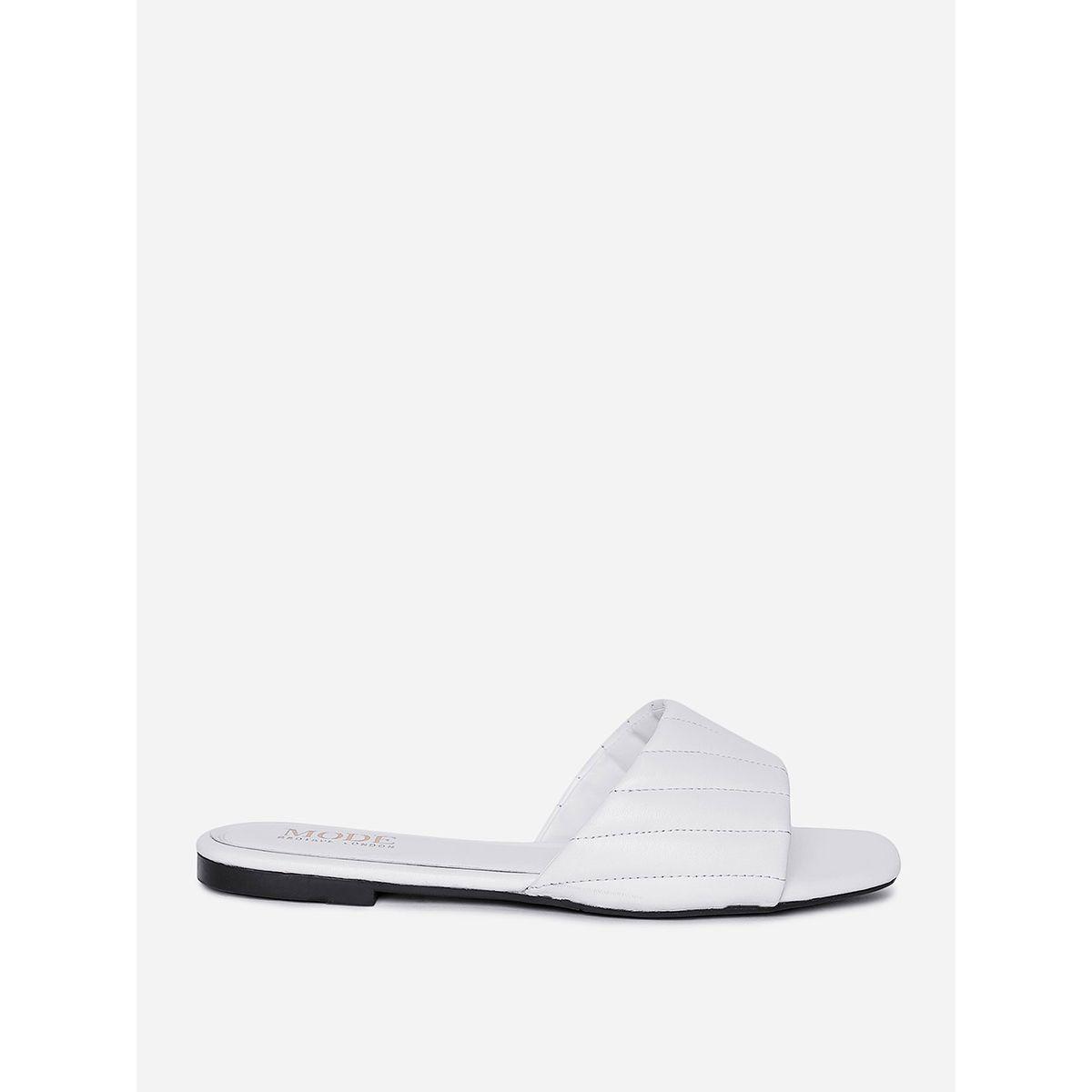 صندل فلات بتفاصيل بارزة الملمس-women-shoes-sandals-flats-image-1