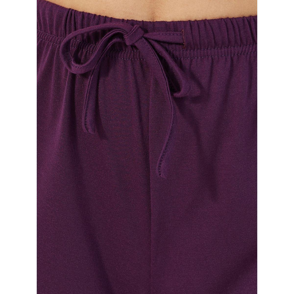 طقم من بنطال بيجاما مع بلوزة بتفاصيل محزوزة-women-clothing-nightwear-pyjamas-longsets-image-6