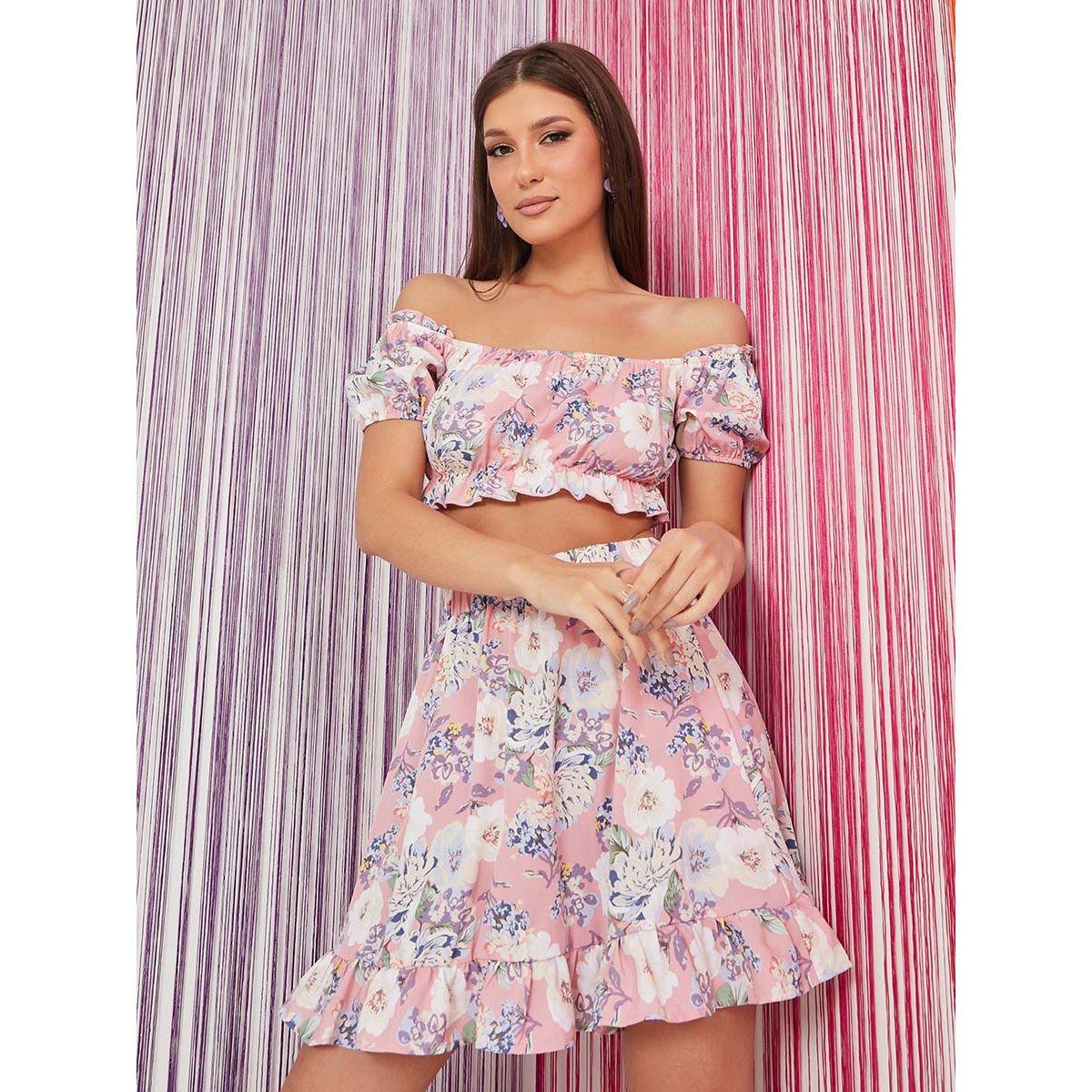 طقم من ( تنورة + بلوزة قصيرة ) من ستايلي-women-clothing-coordsets-image-1