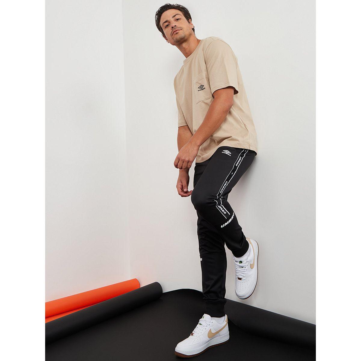 Umbro Side Taping Detail Jogger-men-clothing-bottoms-joggers-image-3