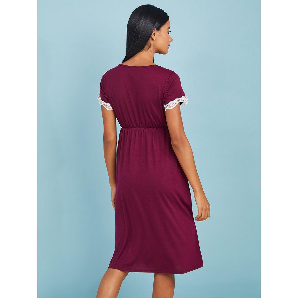 Styli Unwind Lace Trim & Placket Split Sleep Knee Length Dress-women-clothing-nightwear-nighties-image-4