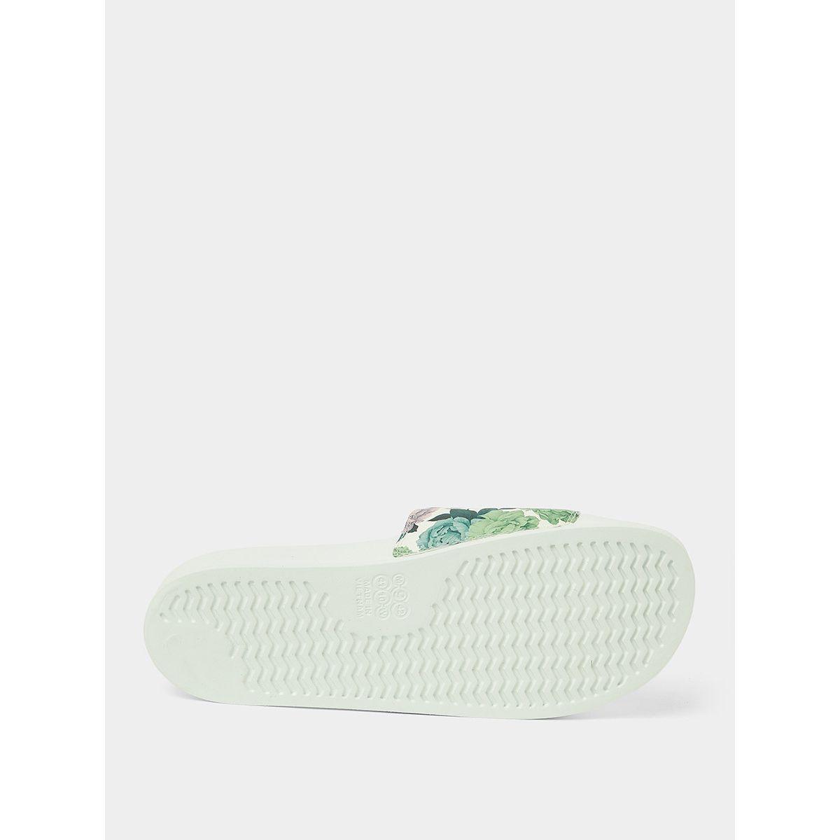 شبشب بسير مطبع بزهور-women-shoes-flipflopsandslides-image-11