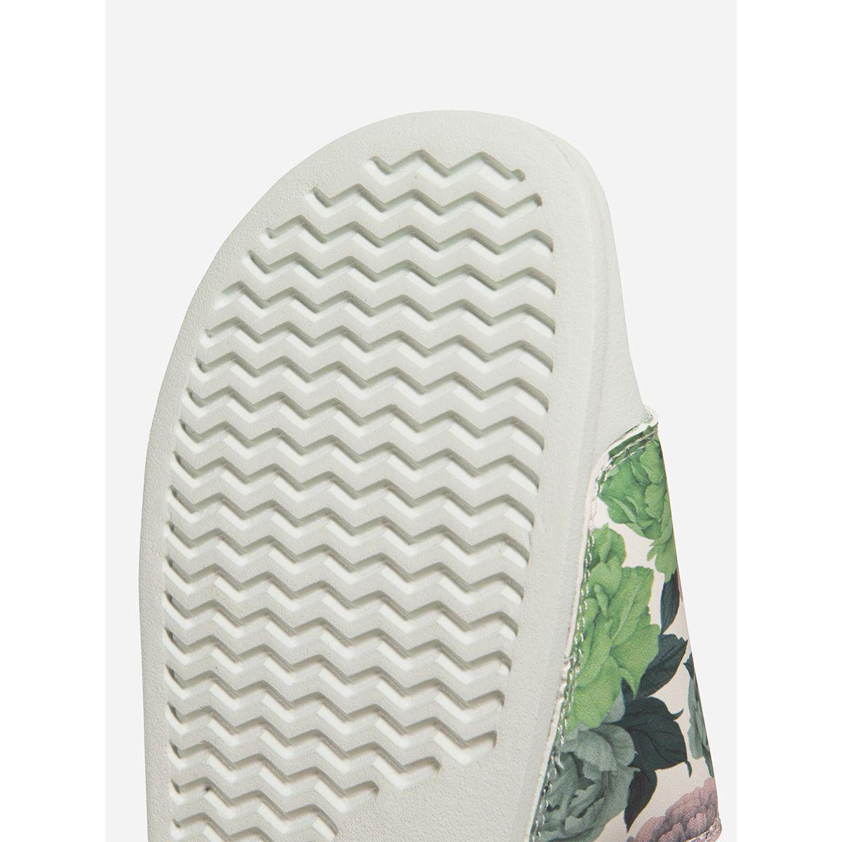شبشب بسير مطبع بزهور-women-shoes-flipflopsandslides-image-12