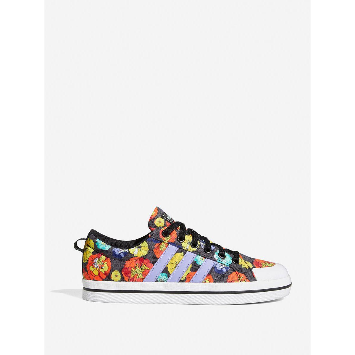 حذاء سنيكرز مطبع بزهور-women-shoes-sneakers-image-1