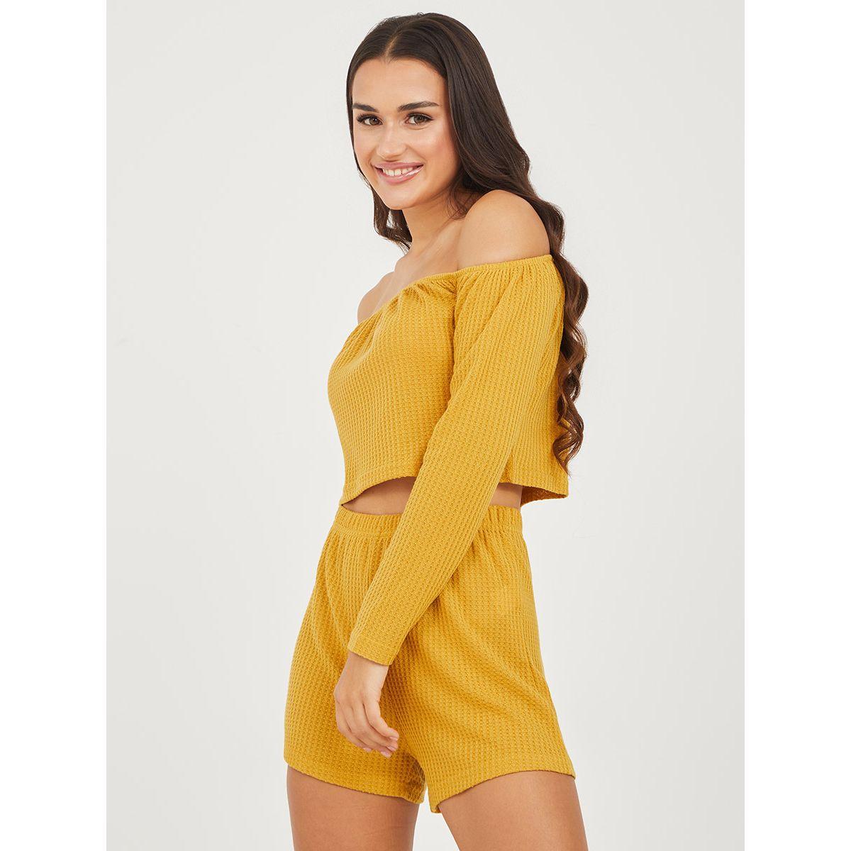طقم من ( بلوزة + شورت ) من ستايلي-women-clothing-coordsets-image-1