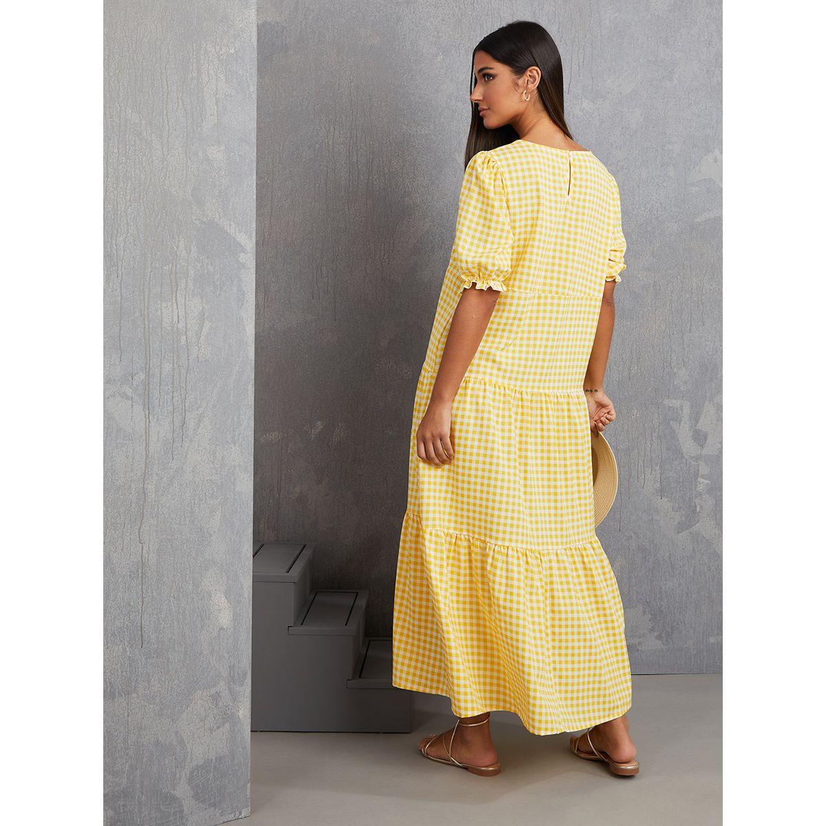 Styli Short Puff Sleeves Gingham Check Tiered Maxi Dress-women-clothing-dresses-image-4