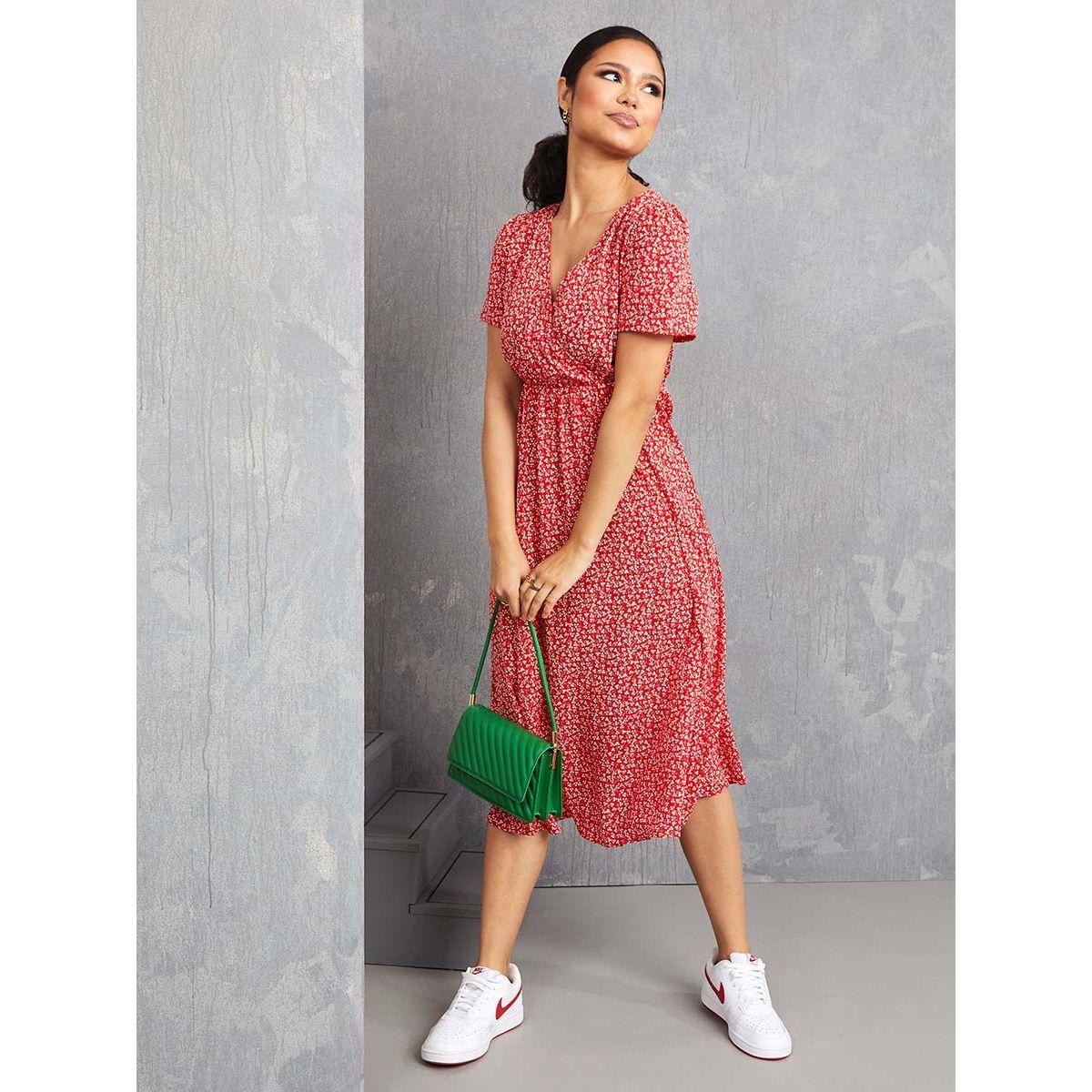 Styli Short Sleeves Ditsy Floral Print A-Line Midi Dress-women-clothing-dresses-image-1