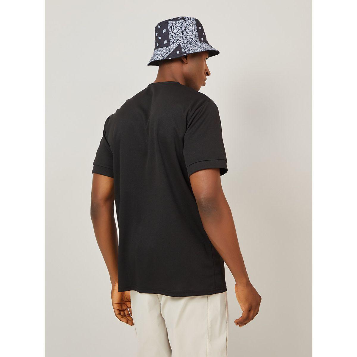 Styli Oversized Mesh Baseball T-shirt with Button Closure-men-clothing-tshirtsandpolos-tshirts-image-5