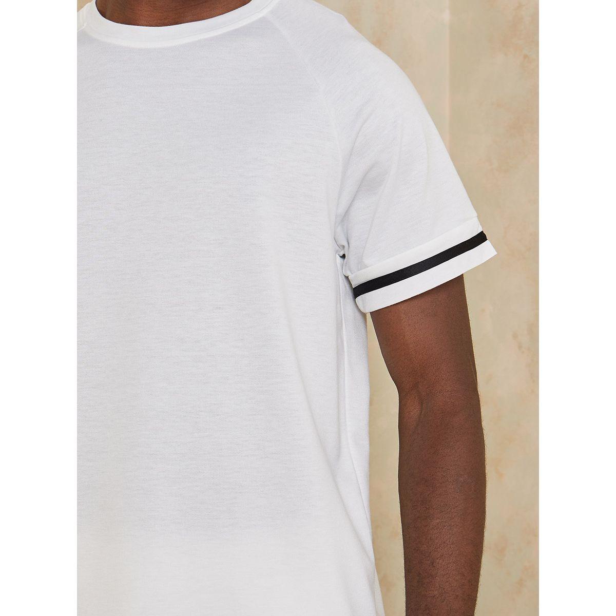 Styli Sleeve Stripe Detail T-shirt and Shorts Co-Ord Set-men-clothing-coordsets-image-3