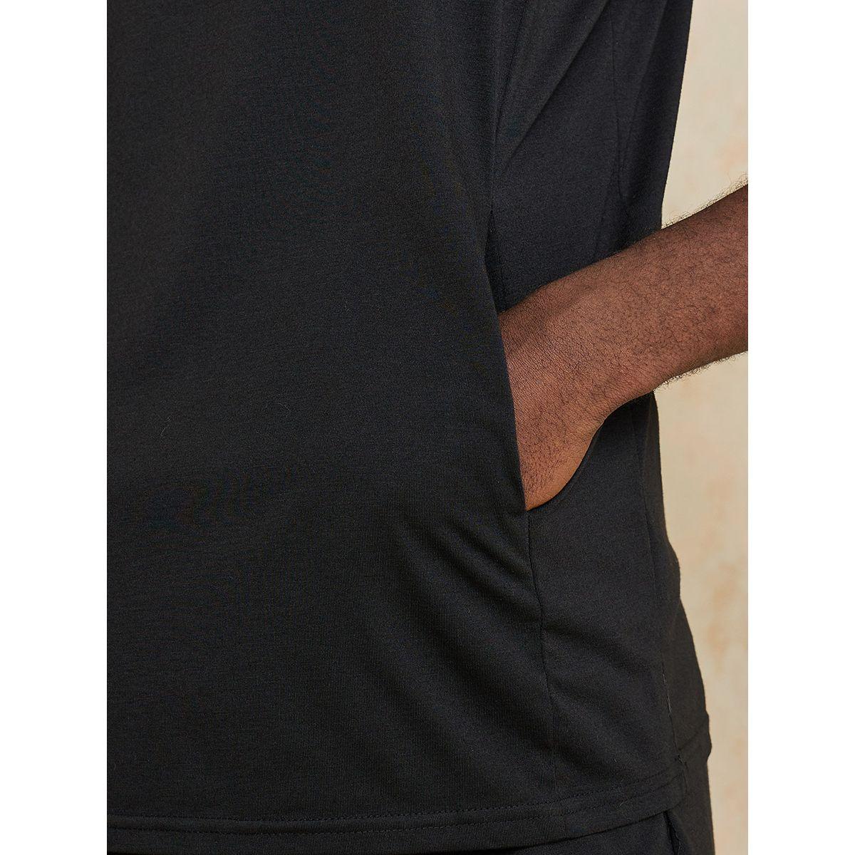 Styli Sleeveless Hoodie and Drawstring Detail Shorts Co-Ord Set-men-clothing-coordsets-image-4