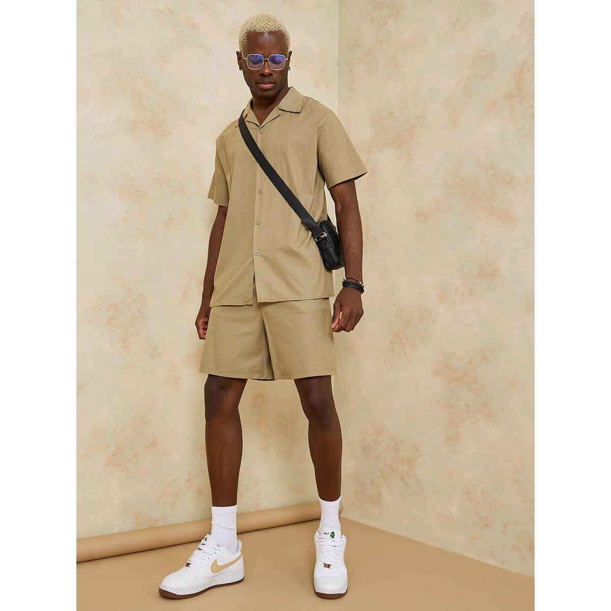 طقم منسق من ( شورت + قميص )-men-clothing-coordsets-image-1
