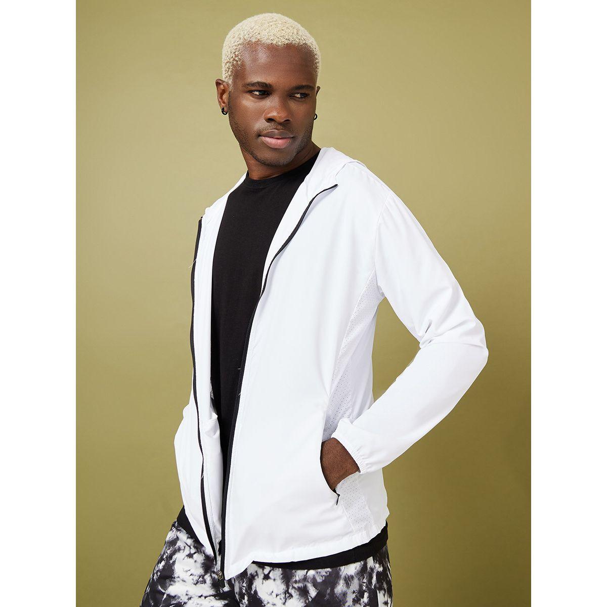 جاكيت رياضي بهودي وسحاب غلق-men-clothing-jacketsandblazers-jackets-image-1