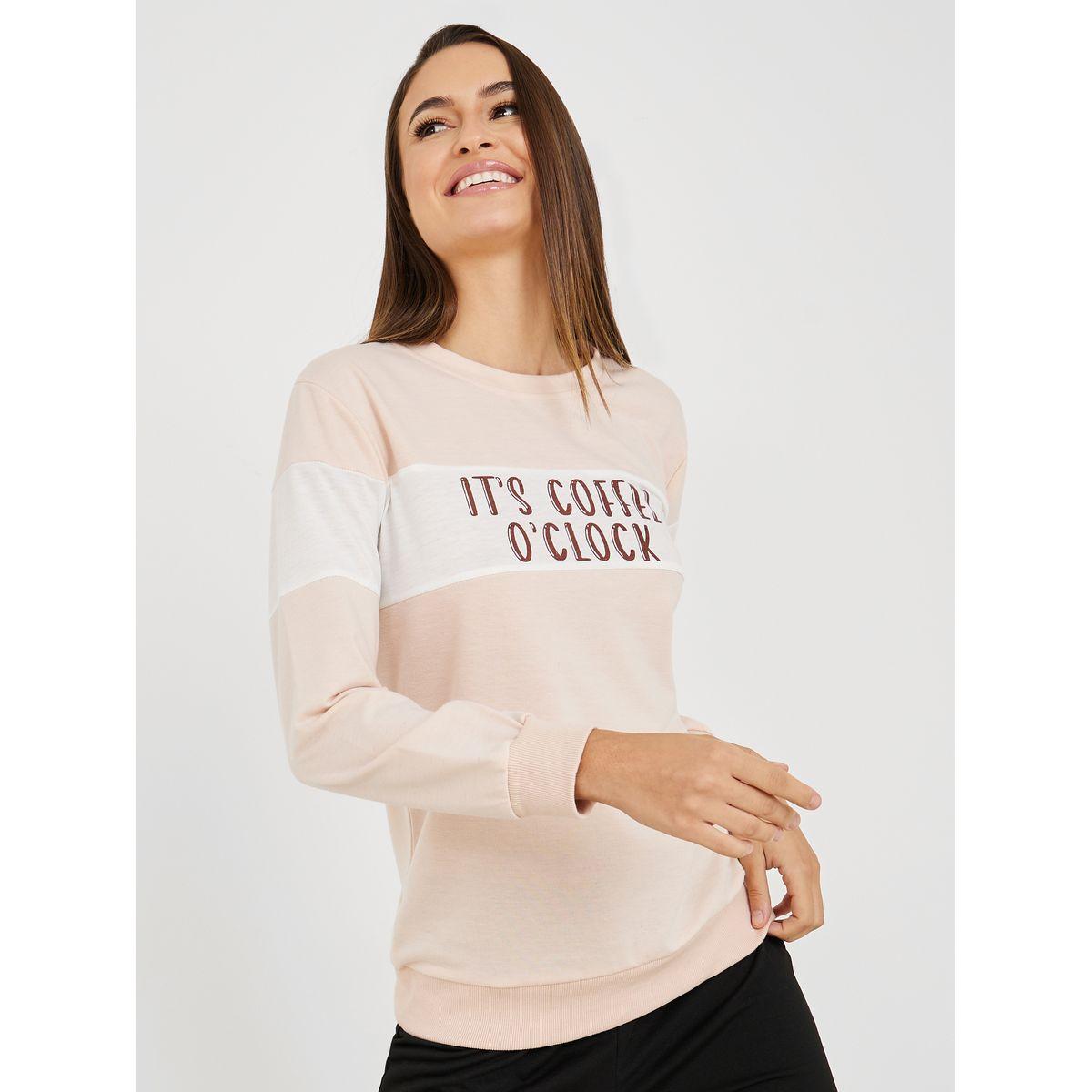 Styli Unwind Coffee O' Clock Slogan Print Long Sleeves T-shirt and Solid Pyjama Set-women-clothing-nightwear-pyjamas-longsets-image-2