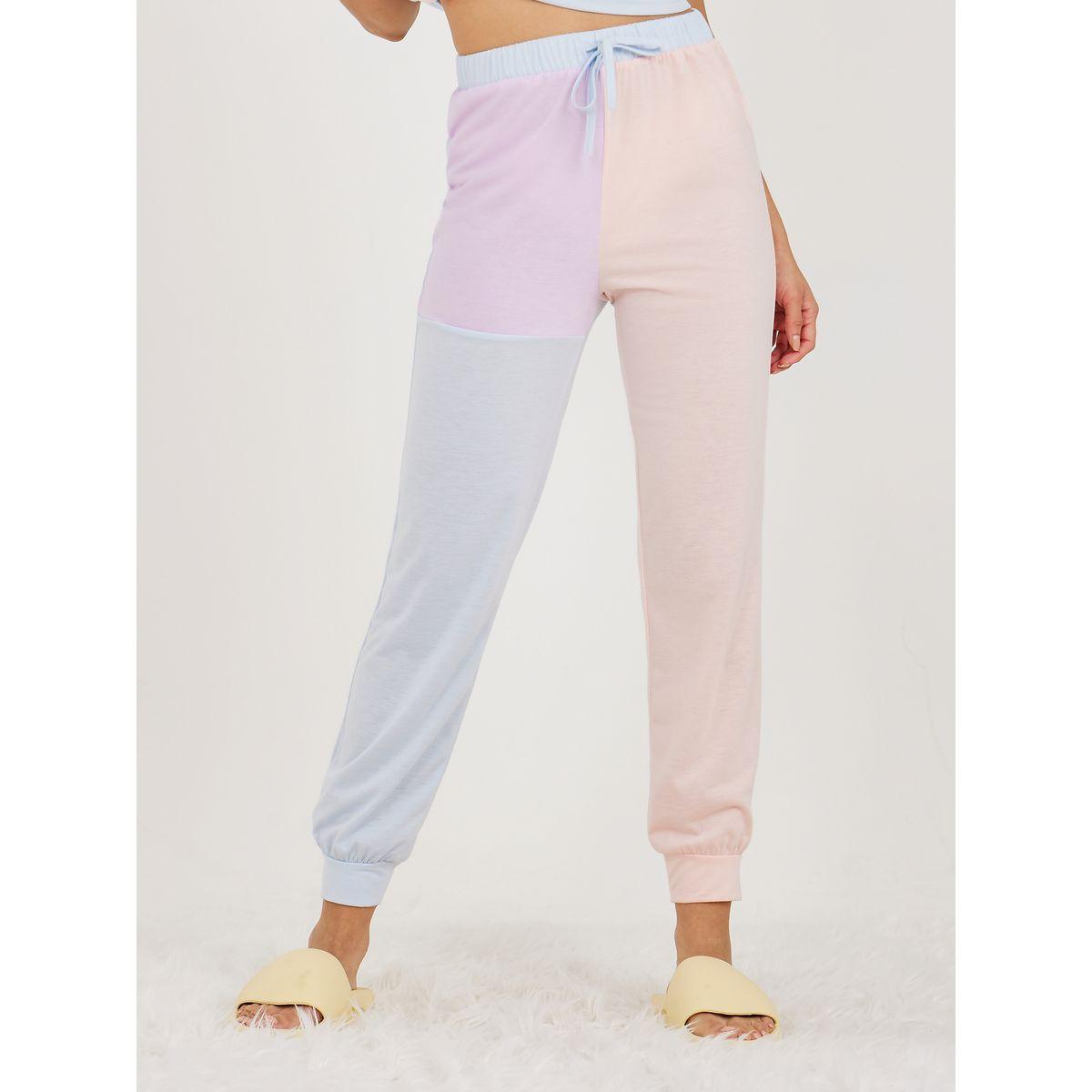 Styli Unwind Colorblock T-shirt and Cuffed Jogger Lounge Set-women-clothing-coordsets-image-4