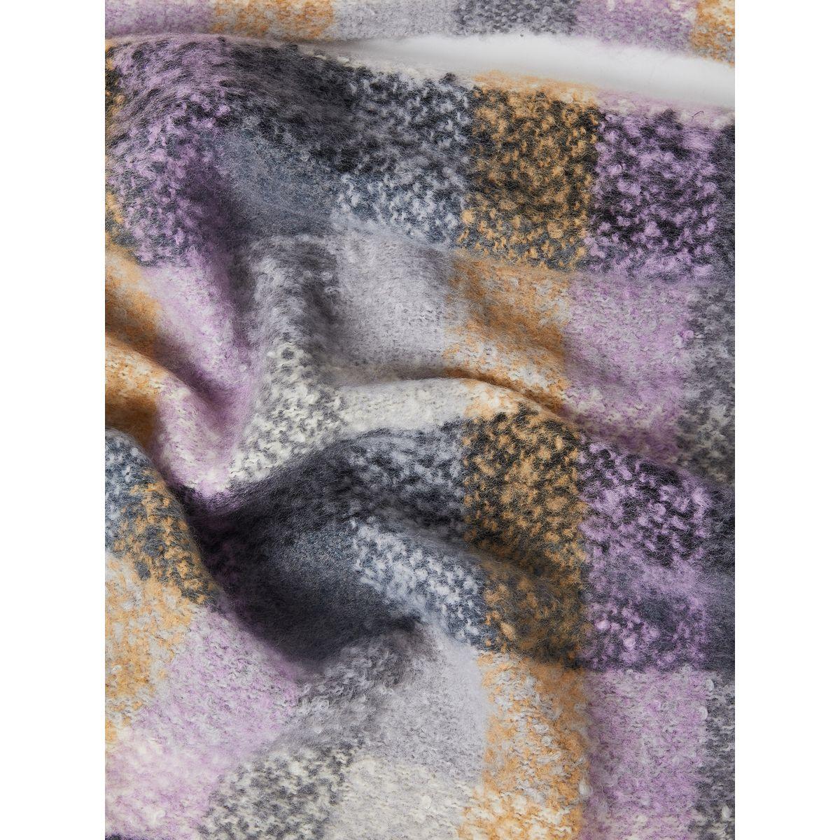 Styli Checked Pattern Scarf with Tassel Detail-women-winterwear-scarves-image-2