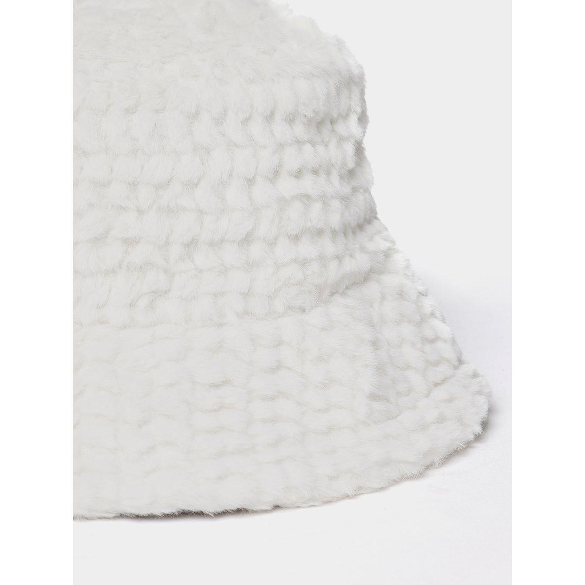 قبعة بتداخلات مدروزة مع فرو صناعي-women-clothingaccessories-capsandhats-image-2