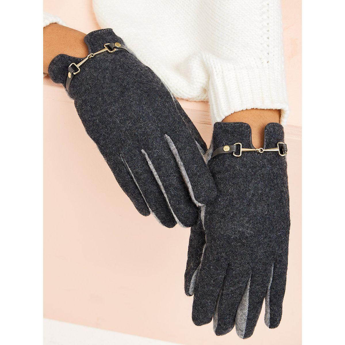 قفازات مزينة بحلية معدنية-women-winterwear-gloves-image-1