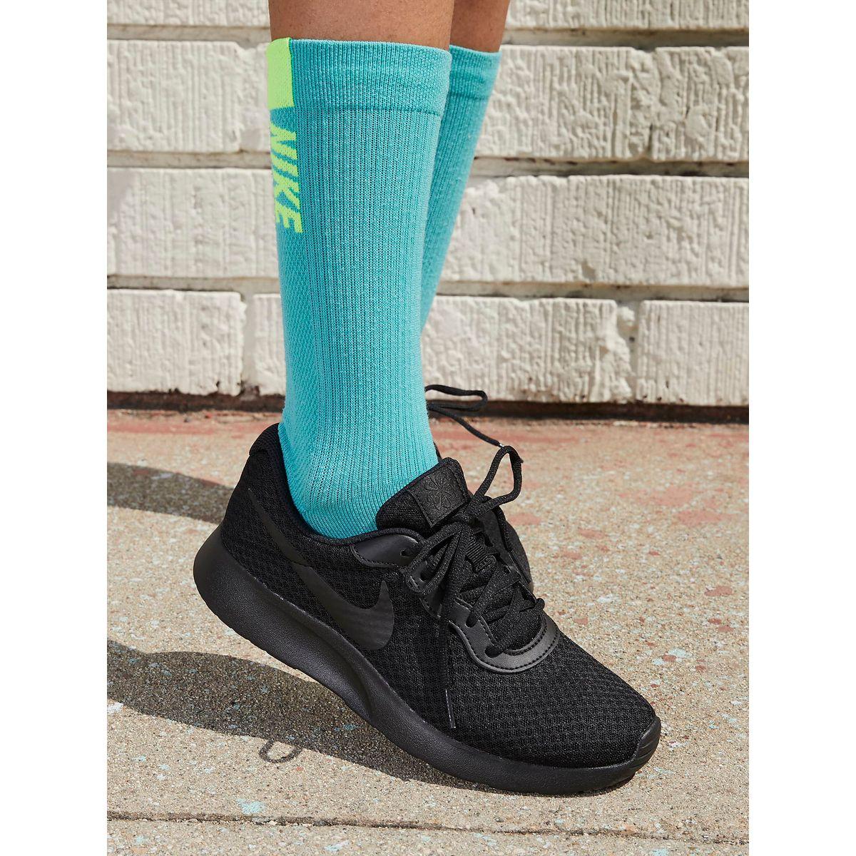 Nike Tanjun Move To Zero Sneakers-women-shoes-sneakers-image-2