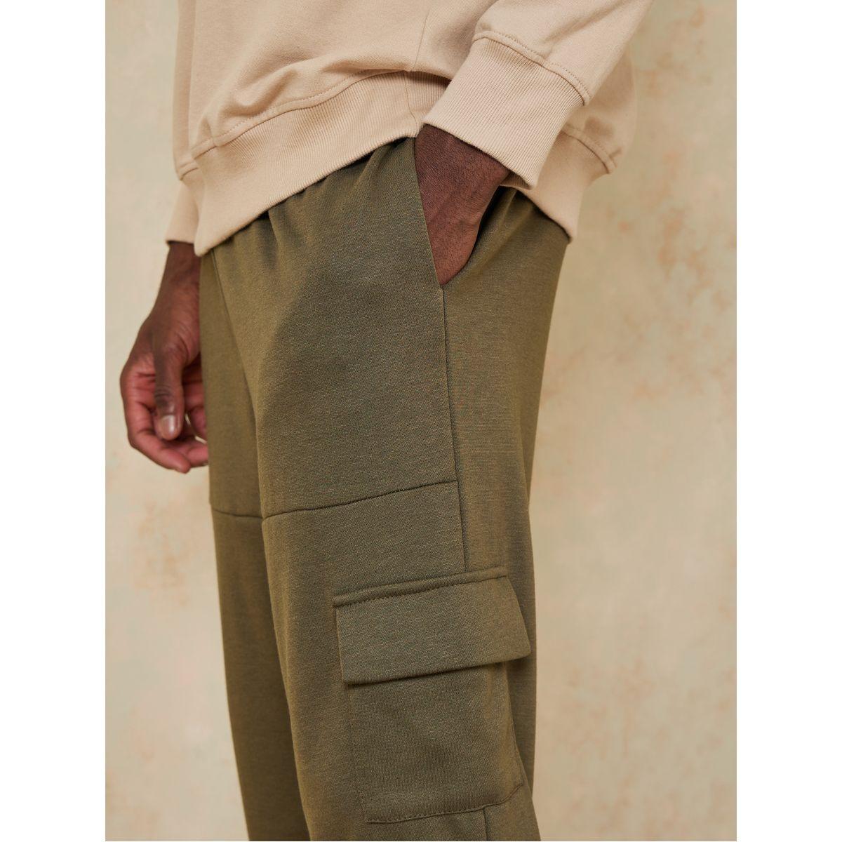 Styli Flap Pocket Detail Split Hem Cargo Jogger-men-clothing-bottoms-joggers-image-3