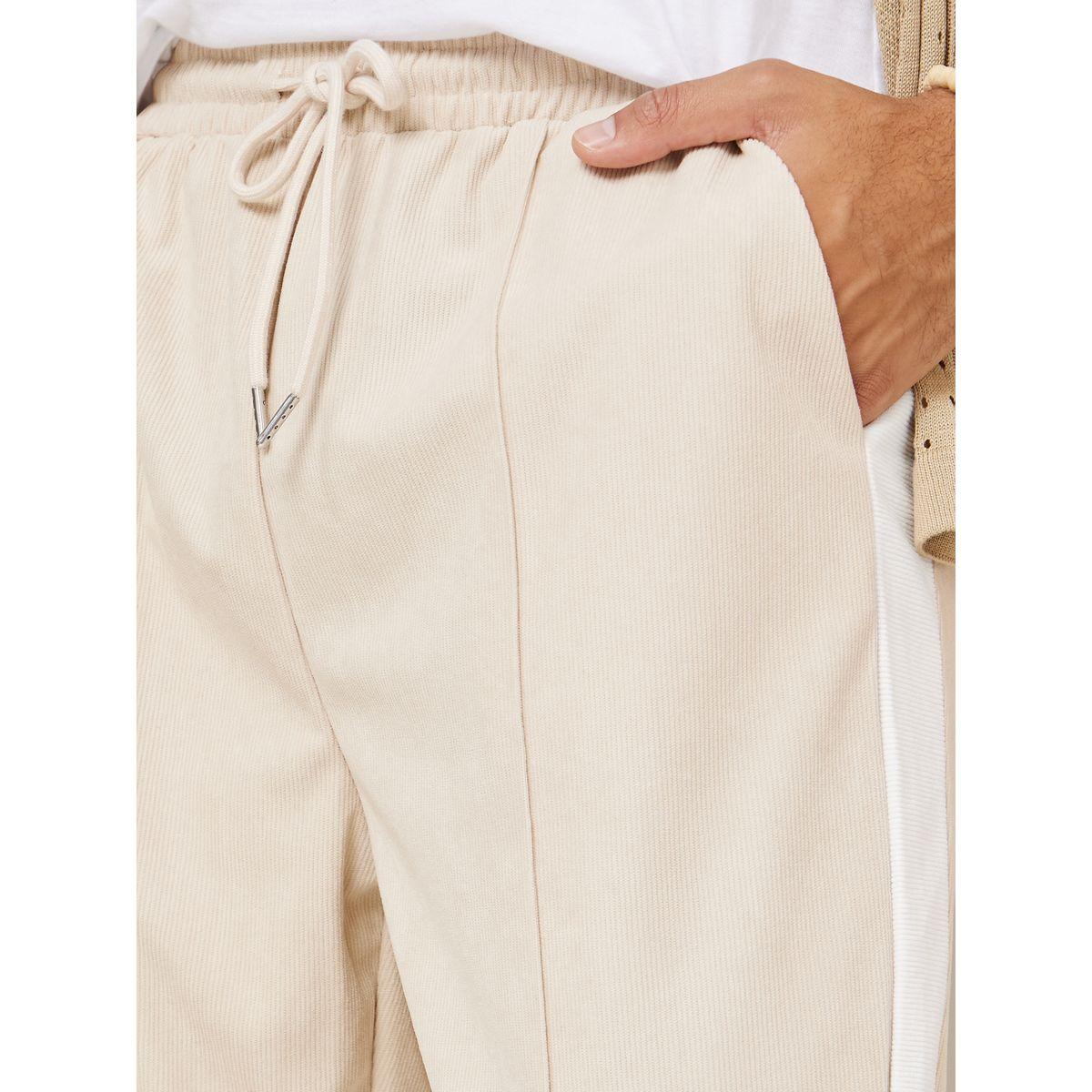 جوغر قصير بشريط جانبي-men-clothing-bottoms-joggers-image-3