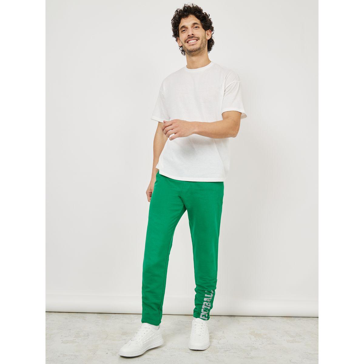 جوغر بقصة واسعة مطبع بكتابة-men-clothing-bottoms-joggers-image-4