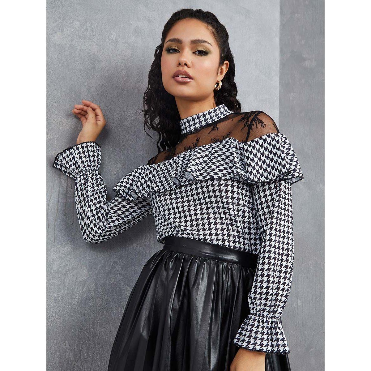 بلوزة باكمام طويلة وكشكش-women-clothing-shirtsandblouses-blouses-image-1