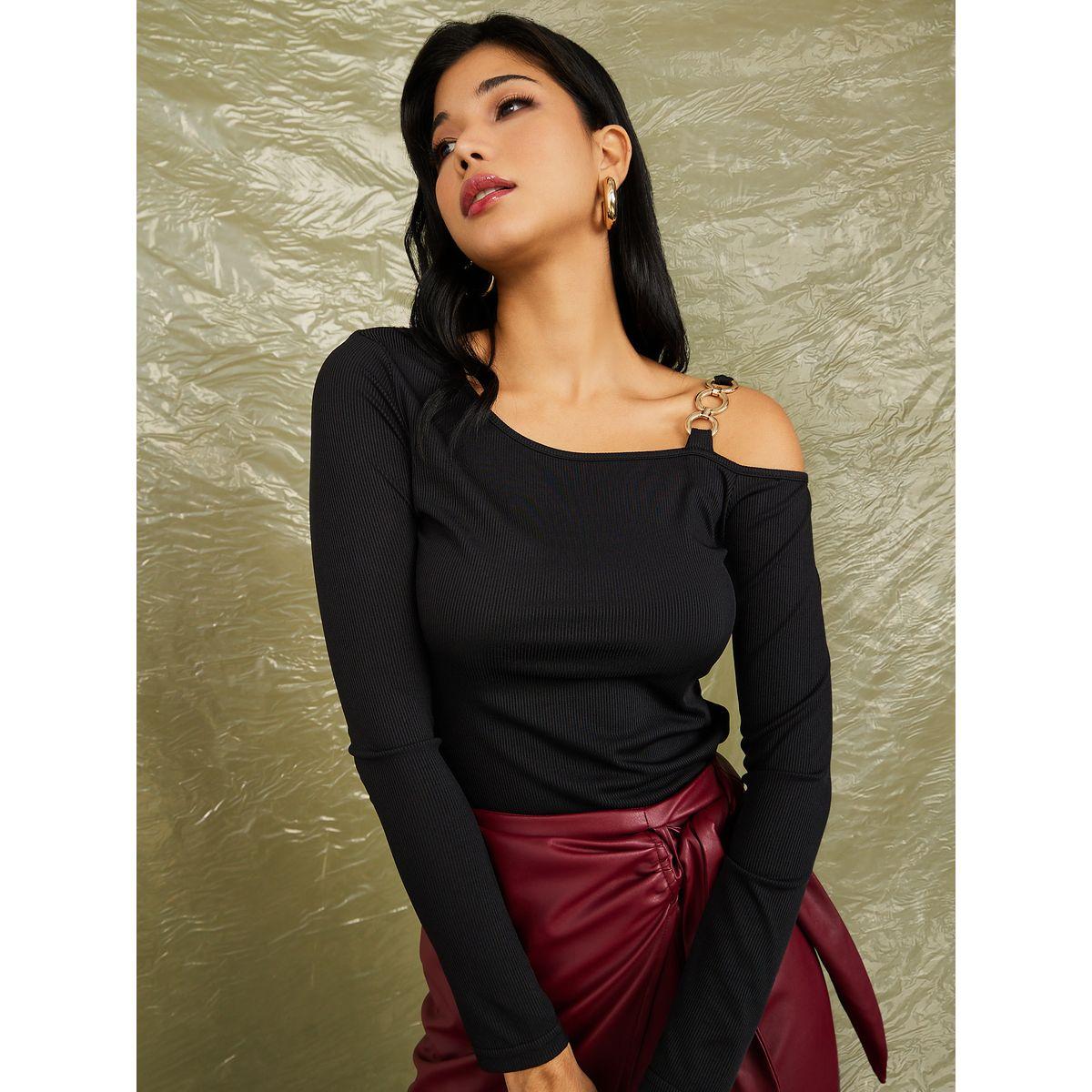 بلوزة مضلعة برقبة غير متماثلة الطول-women-clothing-shirtsandblouses-blouses-image-1